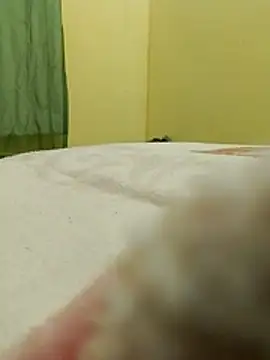 Snapshot of sants13 chatting on October 31, 2025, 9:43 pm sants13 online show from October 31, 2025, 9:43 pm