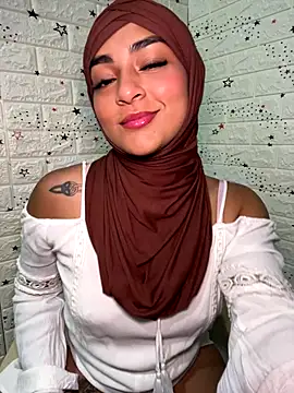 CelestSkyy online show from November 21, 2025, 1:04 am