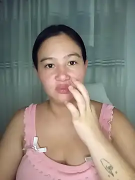 Natacha 02 online show from March 4, 2026, 4:31 am