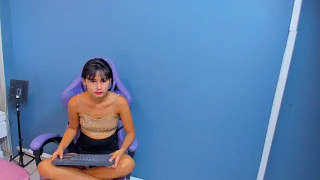 luly dreams online show from May 14, 2026, 11:07 am