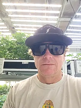 Snapshot of Akdecline chatting on March 16, 2026, 6:10 pm Akdecline online show from March 16, 2026, 6:10 pm