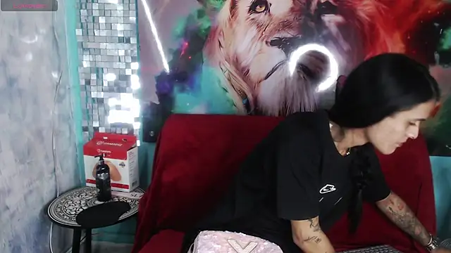 ZAMMIRA online show from April 15, 2026, 1:04 pm