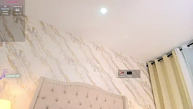 Snapshot of shanell-hott chatting on October 27, 2025, 4:13 am shanell-hott online show from October 27, 2025, 4:13 am