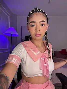 HoneyMollyX online show from November 24, 2025, 1:00 pm