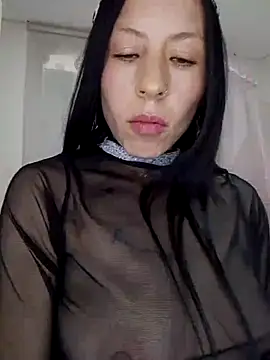 you yuyuu online show from November 27, 2025, 8:42 pm