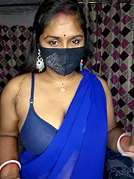 Snapshot of Sweet-Maddlina chatting on April 9, 2026, 6:19 am Sweet-Maddlina online show from April 9, 2026, 6:19 am