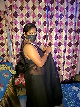 Snapshot of Sweet-Maddlina chatting on March 26, 2026, 12:03 pm Sweet-Maddlina online show from March 26, 2026, 12:03 pm