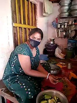 Snapshot of Sweet-Maddlina chatting on March 5, 2026, 5:26 am Sweet-Maddlina online show from March 5, 2026, 5:26 am