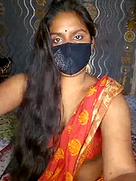 Snapshot of Sweet-Maddlina chatting on April 3, 2026, 3:13 am Sweet-Maddlina online show from April 3, 2026, 3:13 am