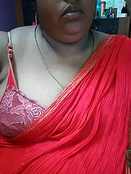 Snapshot of sweetrevathi chatting on October 23, 2025, 3:43 pm sweetrevathi online show from October 23, 2025, 3:43 pm