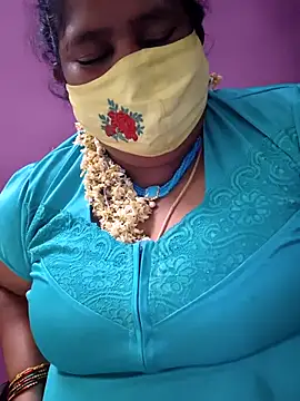 Snapshot of sweetrevathi chatting on November 9, 2025, 4:16 am sweetrevathi online show from November 9, 2025, 4:16 am