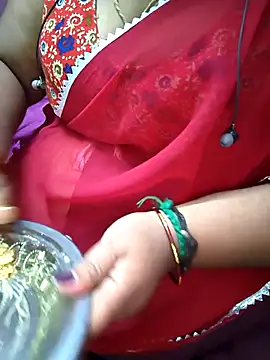 Snapshot of sweetrevathi chatting on November 13, 2025, 4:00 pm sweetrevathi online show from November 13, 2025, 4:00 pm