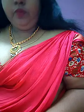 Snapshot of sweetrevathi chatting on November 16, 2025, 5:17 pm sweetrevathi online show from November 16, 2025, 5:17 pm