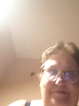 Snapshot of Katherine735 chatting on May 17, 2026, 7:47 pm Katherine735 online show from May 17, 2026, 7:47 pm