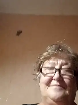 Katherine735 online show from November 7, 2025, 10:35 pm