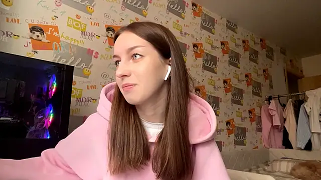 LingNikkel online show from October 29, 2025, 10:14 am