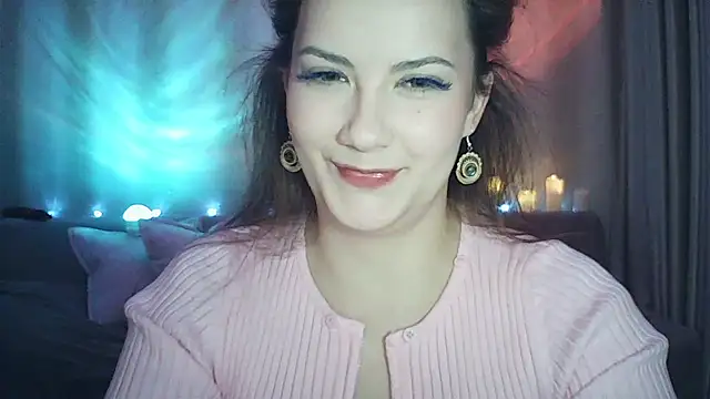 Snapshot of MoodieMira chatting on February 23, 2026, 5:13 pm MoodieMira online show from February 23, 2026, 5:13 pm