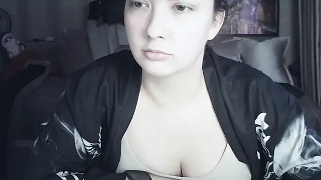 MoodieMira online show from June 27, 2026, 5:08 pm