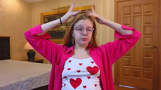 Snapshot of AlinaAldrete chatting on November 15, 2025, 8:07 am AlinaAldrete online show from November 15, 2025, 8:07 am