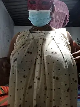 Snapshot of HarshiStar7 chatting on October 29, 2025, 5:12 pm HarshiStar7 online show from October 29, 2025, 5:12 pm