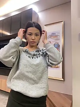 Snapshot of zhenzhen666 chatting on November 3, 2025, 12:42 pm zhenzhen666 online show from November 3, 2025, 12:42 pm