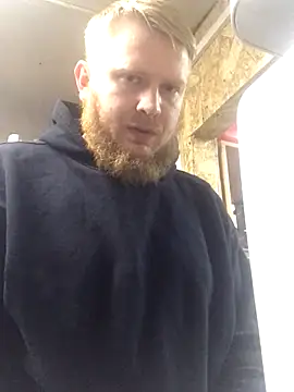 Snapshot of bodywork30 chatting on October 12, 2025, 2:29 pm bodywork30 online show from October 12, 2025, 2:29 pm