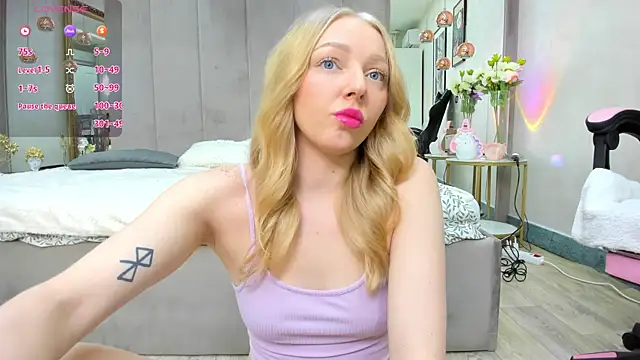 Snapshot of SundyRose chatting on November 25, 2025, 8:31 pm SundyRose online show from November 25, 2025, 8:31 pm