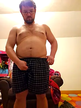 dakotafail92 online show from December 3, 2025, 4:35 am