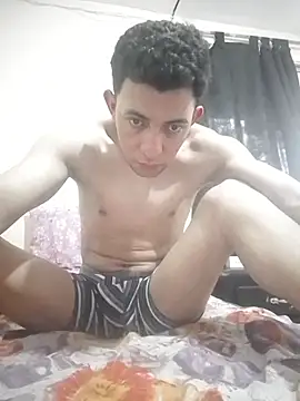 juniorcam10 online show from October 9, 2025, 3:01 pm