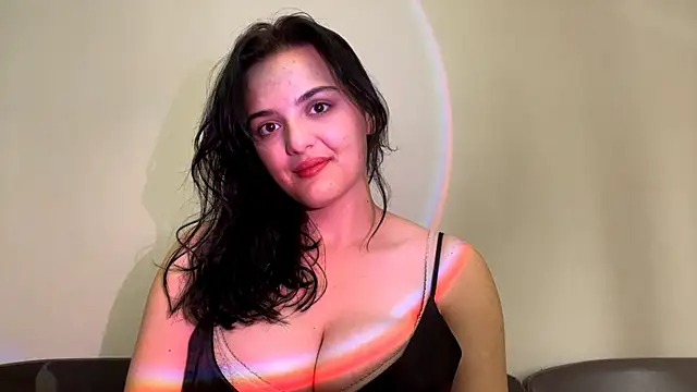 Snapshot of Babis_girlsss chatting on October 18, 2025, 7:21 am Babis girlsss online show from October 18, 2025, 7:21 am