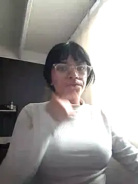 Snapshot of angie_rousse_ chatting on November 3, 2025, 1:37 pm angie rousse online show from November 3, 2025, 1:37 pm
