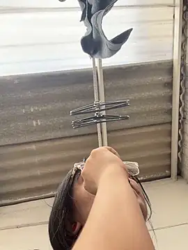 Snapshot of angie_rousse_ chatting on October 30, 2025, 1:20 pm angie rousse online show from October 30, 2025, 1:20 pm