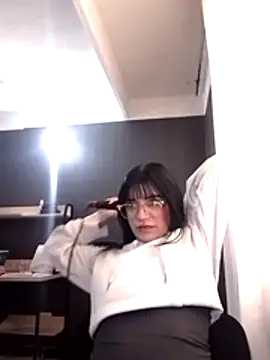 Snapshot of angie_rousse_ chatting on November 11, 2025, 1:17 pm angie rousse online show from November 11, 2025, 1:17 pm