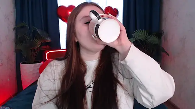 Musegirl online show from March 12, 2026, 9:02 am