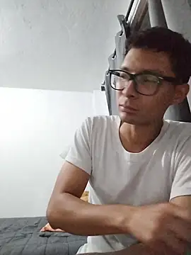 JonaTorres online show from February 26, 2026, 6:57 am