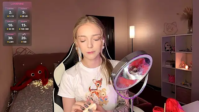 EvaPeace online show from April 8, 2026, 1:45 pm