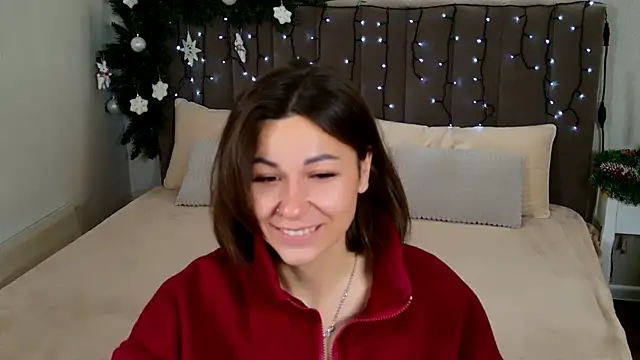 Snapshot of EdenSolis chatting on December 19, 2025, 9:00 am EdenSolis online show from December 19, 2025, 9:00 am