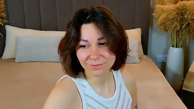 EdenSolis online show from May 23, 2026, 9:41 am