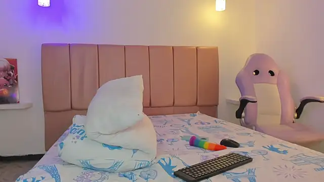 Snapshot of Iam_criss09 chatting on December 13, 2025, 8:04 pm Iam criss09 online show from December 13, 2025, 8:04 pm