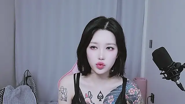 Snapshot of MISA_02 chatting on March 30, 2026, 8:05 am MISA 02 online show from March 30, 2026, 8:05 am