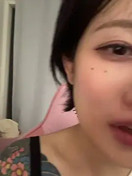 Snapshot of MISA_02 chatting on April 15, 2026, 8:09 am MISA 02 online show from April 15, 2026, 8:09 am