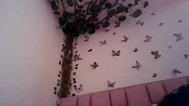 Snapshot of abby_moss_2 chatting on June 12, 2026, 12:47 pm abby moss 2 online show from June 12, 2026, 12:47 pm