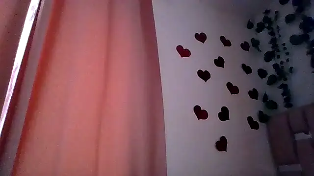 Snapshot of abby_moss_2 chatting on April 11, 2026, 12:42 pm abby moss 2 online show from April 11, 2026, 12:42 pm