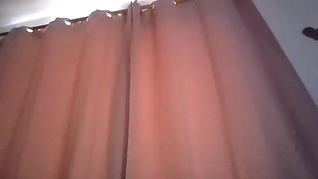 Snapshot of abby_moss_2 chatting on April 1, 2026, 12:50 pm abby moss 2 online show from April 1, 2026, 12:50 pm