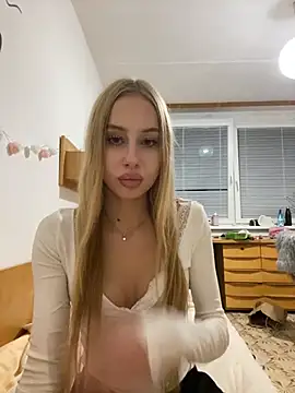 RemyStyles online show from November 1, 2025, 8:03 pm