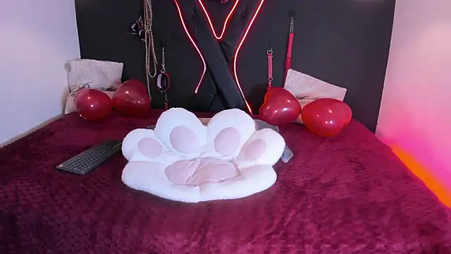 Snapshot of cookie_bit chatting on February 26, 2026, 8:42 pm cookie bit online show from February 26, 2026, 8:42 pm