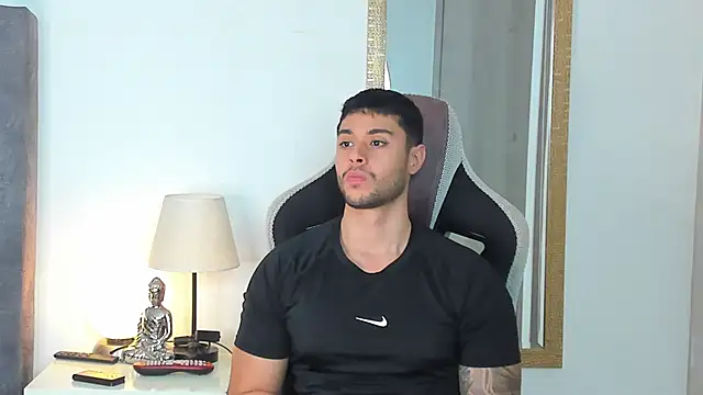 Snapshot of Ken_mailik1 chatting on February 3, 2026, 11:54 pm Ken mailik1 online show from February 3, 2026, 11:54 pm