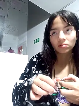 Barbieteeen online show from February 22, 2026, 5:43 am