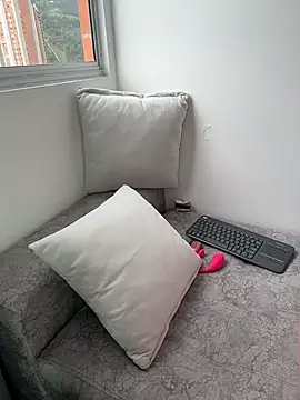 Snapshot of Douglas_Lux chatting on October 24, 2025, 6:07 pm Douglas Lux online show from October 24, 2025, 6:07 pm