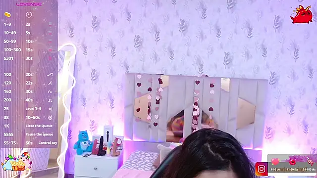 Snapshot of MARIANA_TAY1 chatting on February 19, 2026, 3:36 am MARIANA TAY1 online show from February 19, 2026, 3:36 am